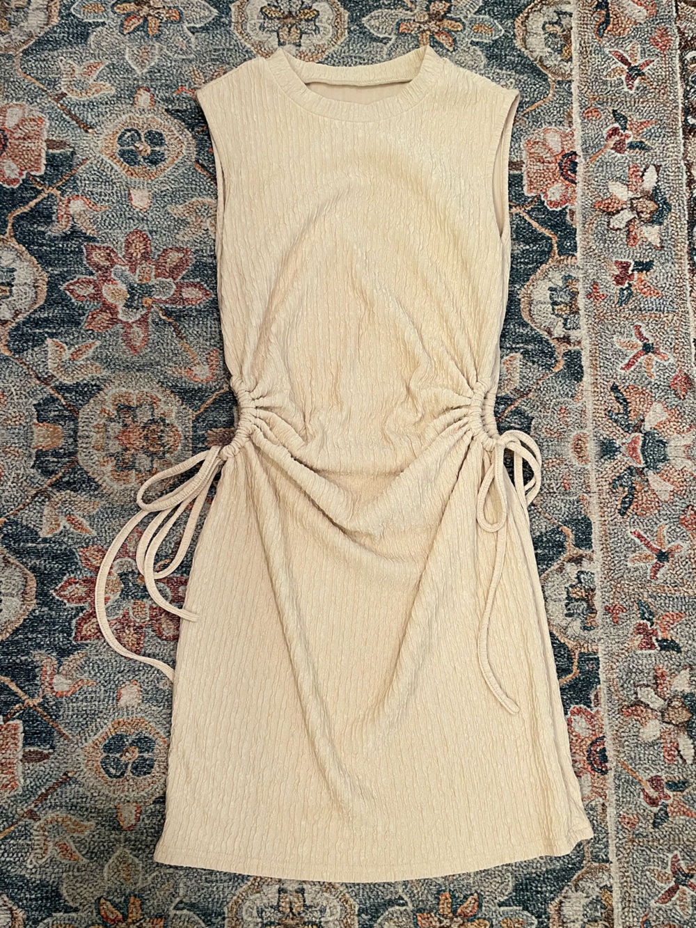 SHEIN Cream Drawstring Side-Ruched Bodycon Dress with Cutouts